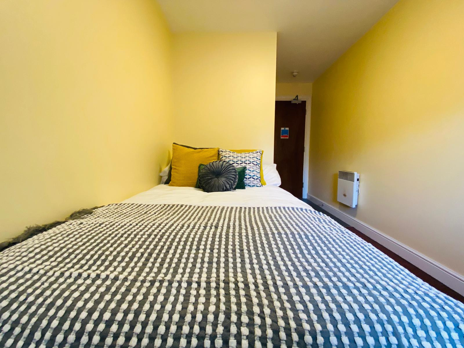  Deluxe En-Suite  -  Longside House  - Gallery -  29