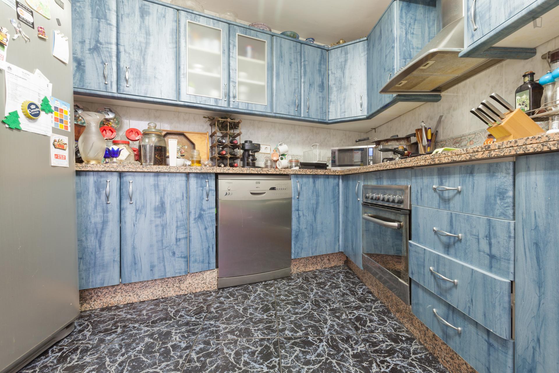 Comfy single bedroom in Zaidín - Vergeles