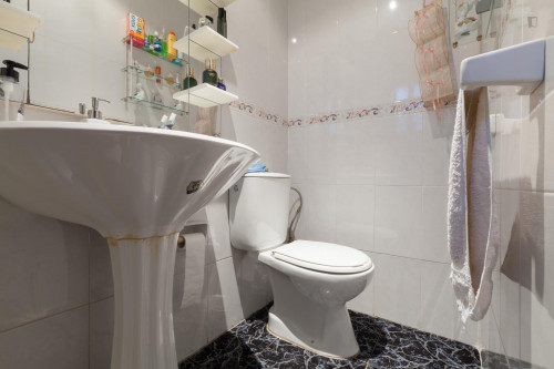 Comfy single bedroom in Zaidín - Vergeles - Gallery - 6