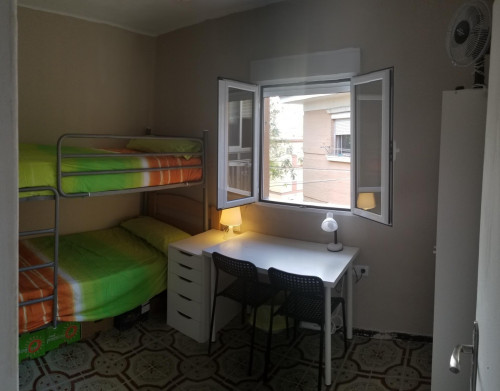 Pleasant single bedroom in the heart of Seville - 1 de Mayo - Gallery - 9
