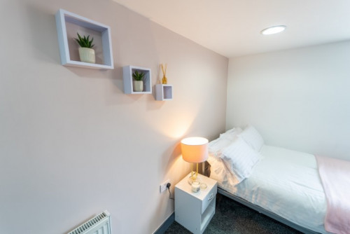 24 Dale Road - Gallery - 21