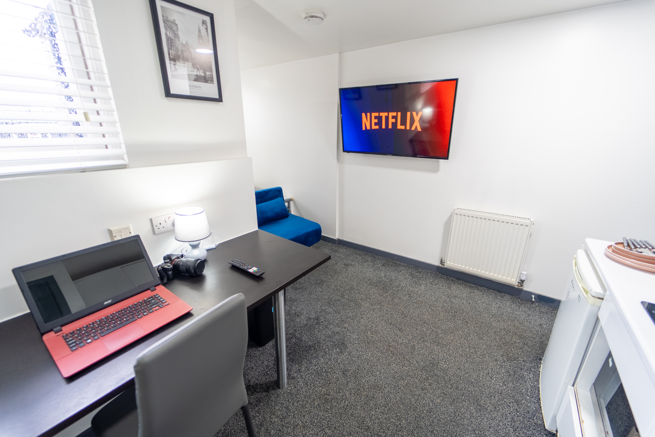  Studio Standard  -  24 Dale Road  - Gallery -  18