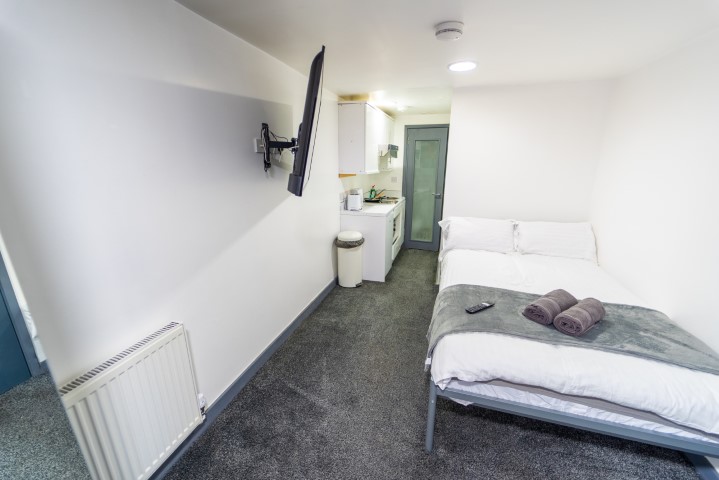  Studio Standard  -  24 Dale Road  - Gallery -  5