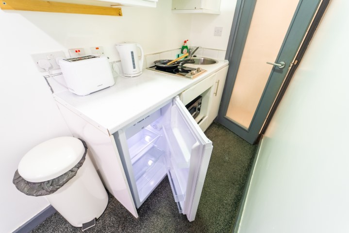  Studio Standard  -  24 Dale Road  - Gallery -  6