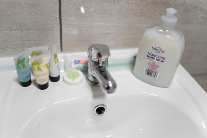  Studio Standard  -  24 Dale Road  - Gallery -  3