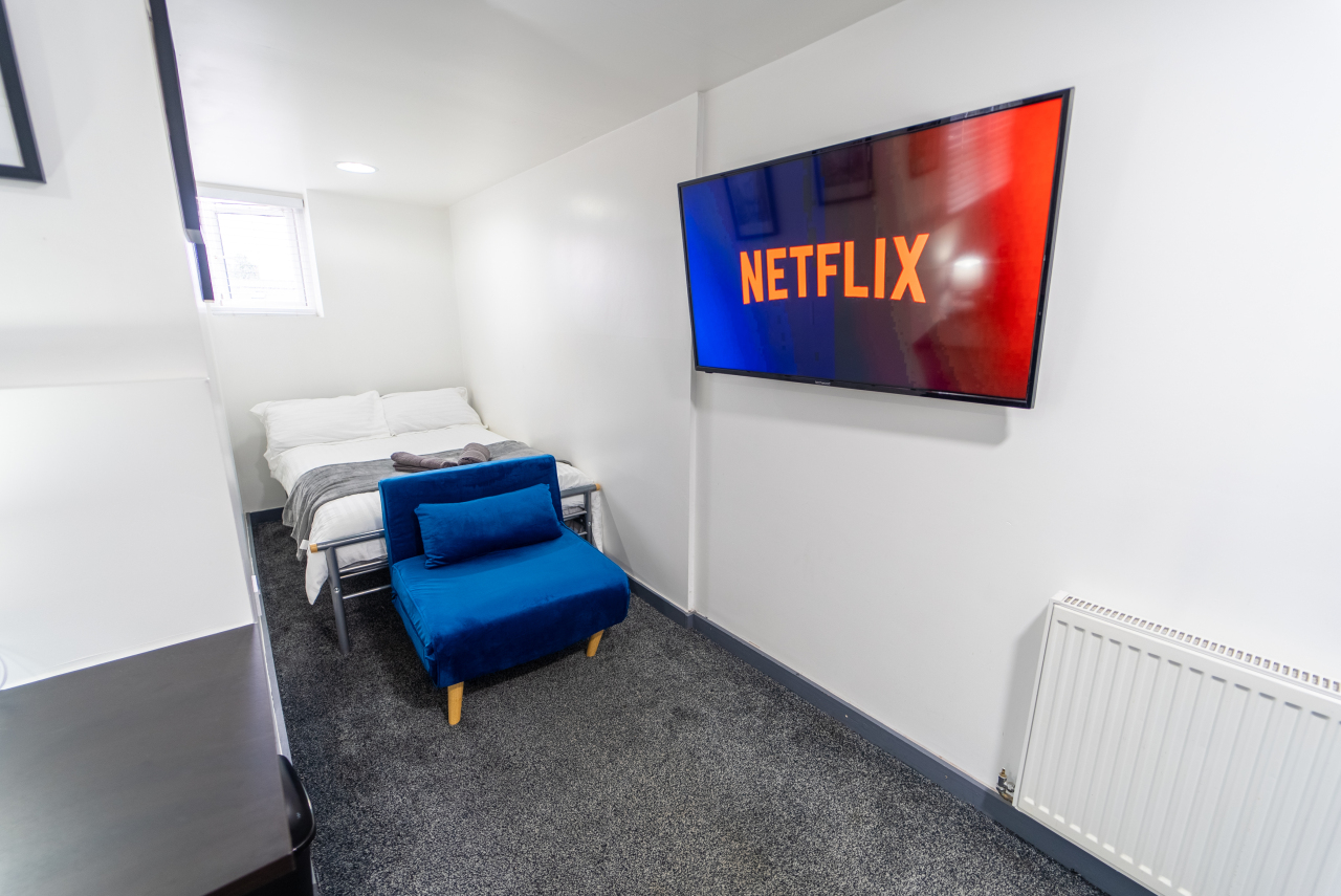  Studio Standard  -  24 Dale Road  - Gallery -  11