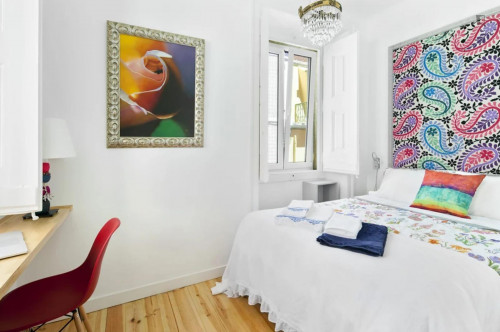 Delightful 1-bedroom apartment in Lapa - Gallery - 16