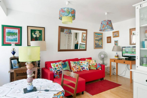 Colourful 1-bedroom apartment in Rato - Gallery - 8