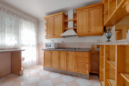 Comfortable twin bedroom in the Cenes de la Vega municipality - Gallery - 5