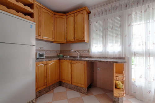 Comfortable twin bedroom in the Cenes de la Vega municipality - Gallery - 6