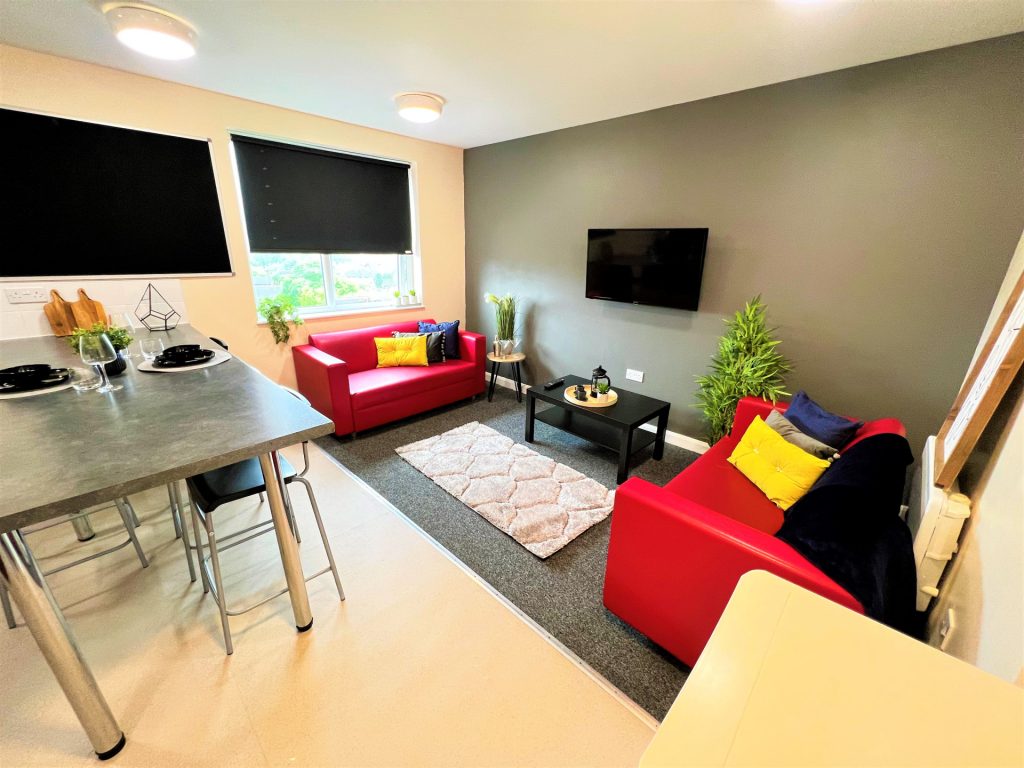  Deluxe En-Suite  -  Jubilee Court  - Gallery -  3