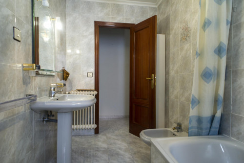 4-Bedroom apartment in proximity to Facultad de Derecho - Gallery - 19