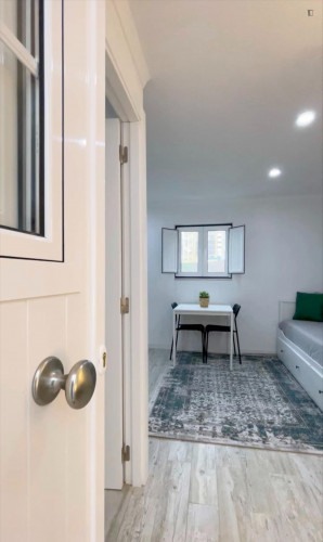 Inviting studio close to Instituto Superior de Agronomia