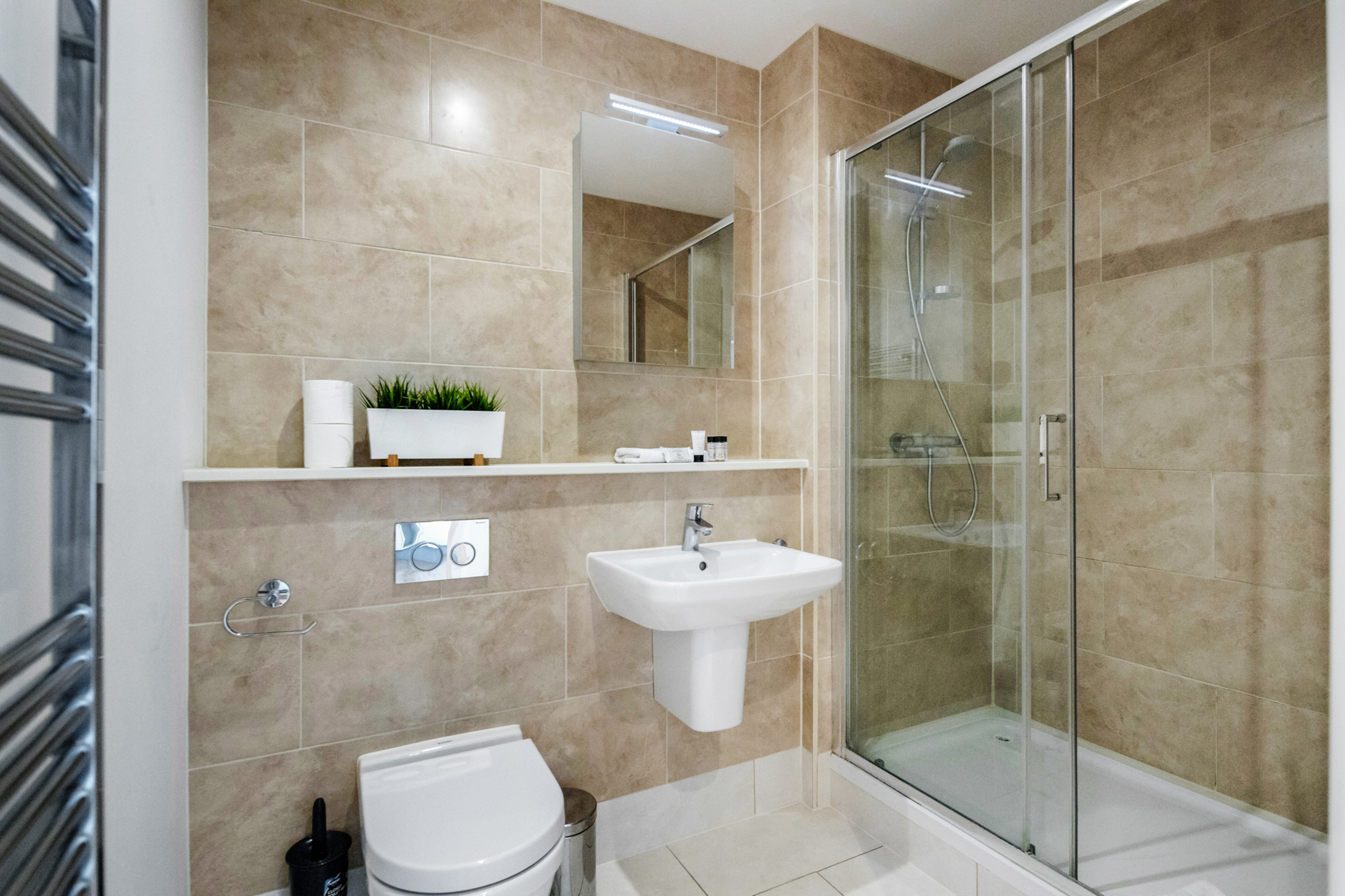 One Bedroom - Swan House - Gallery - 7