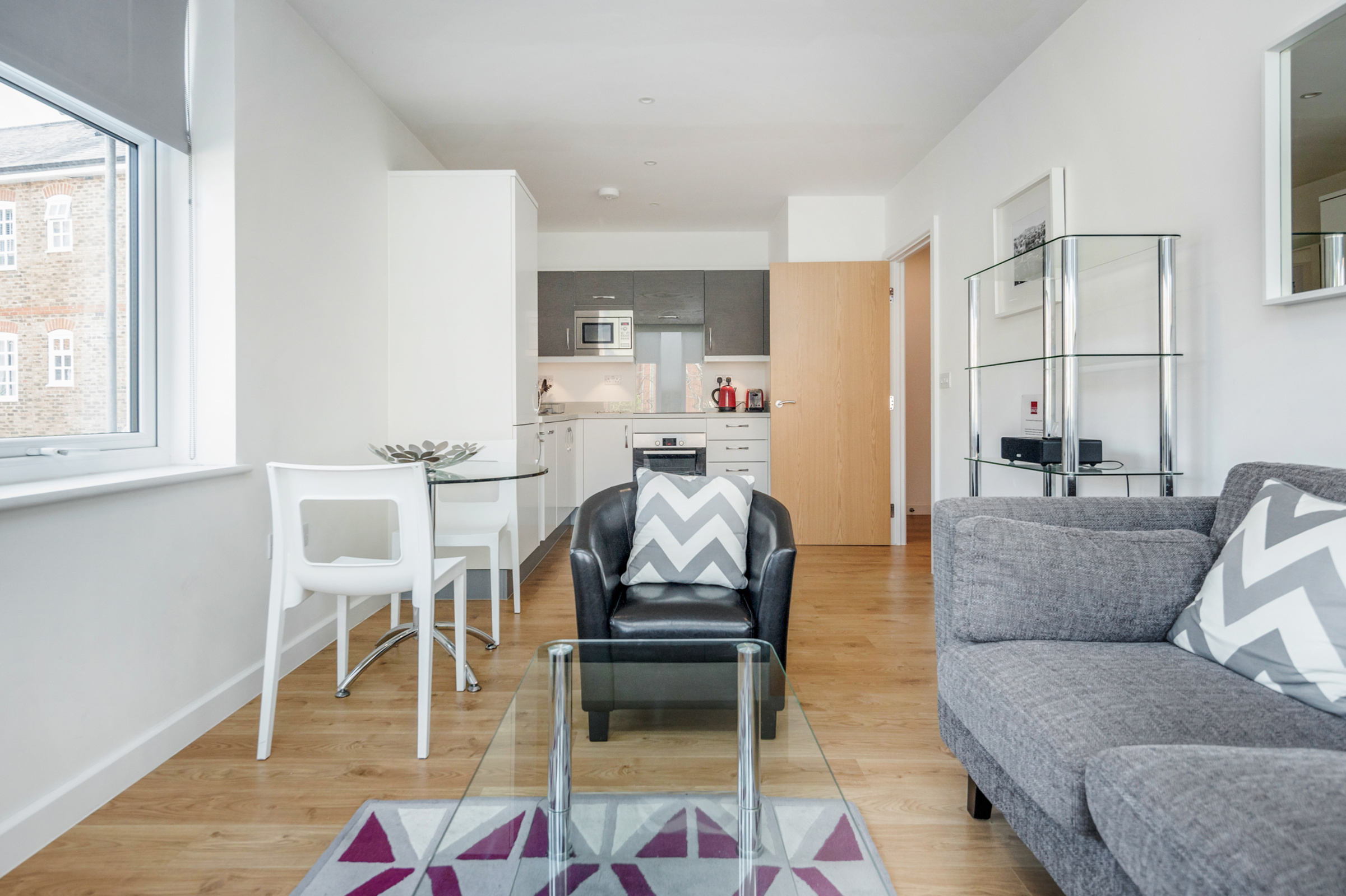 One Bedroom - Swan House - Gallery - 3