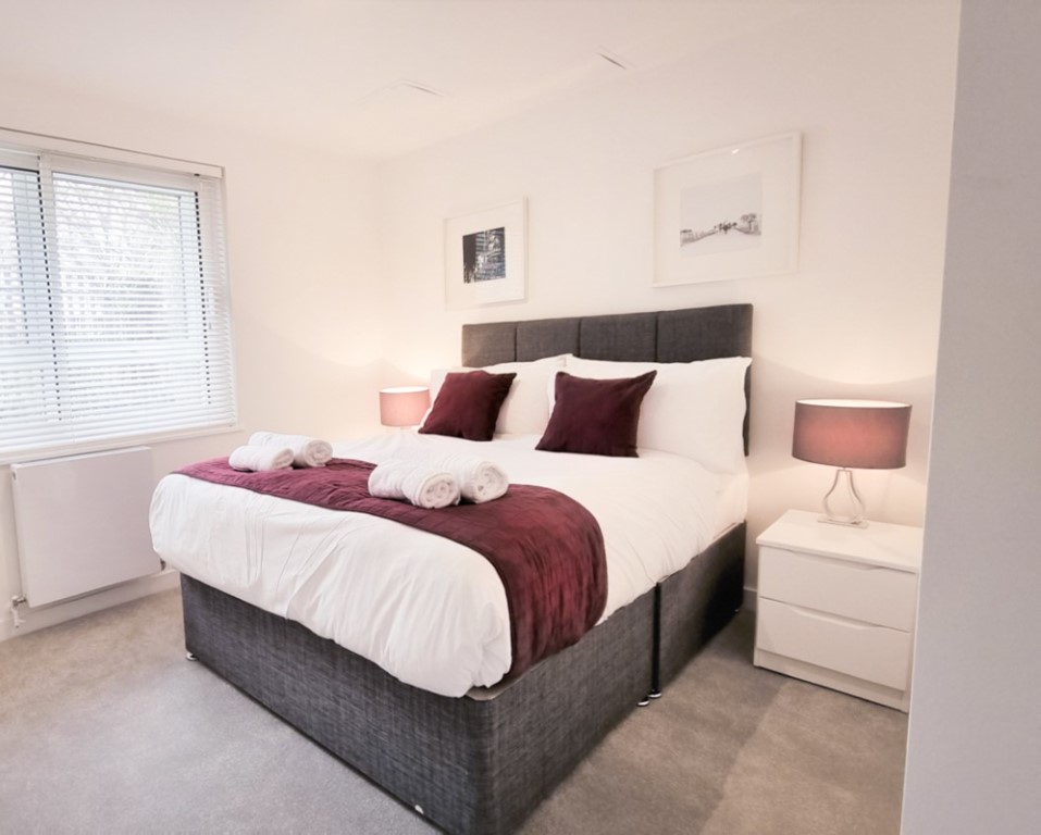  Two Bedroom Apartment  -  Kew Bridge Court  - Gallery -  1