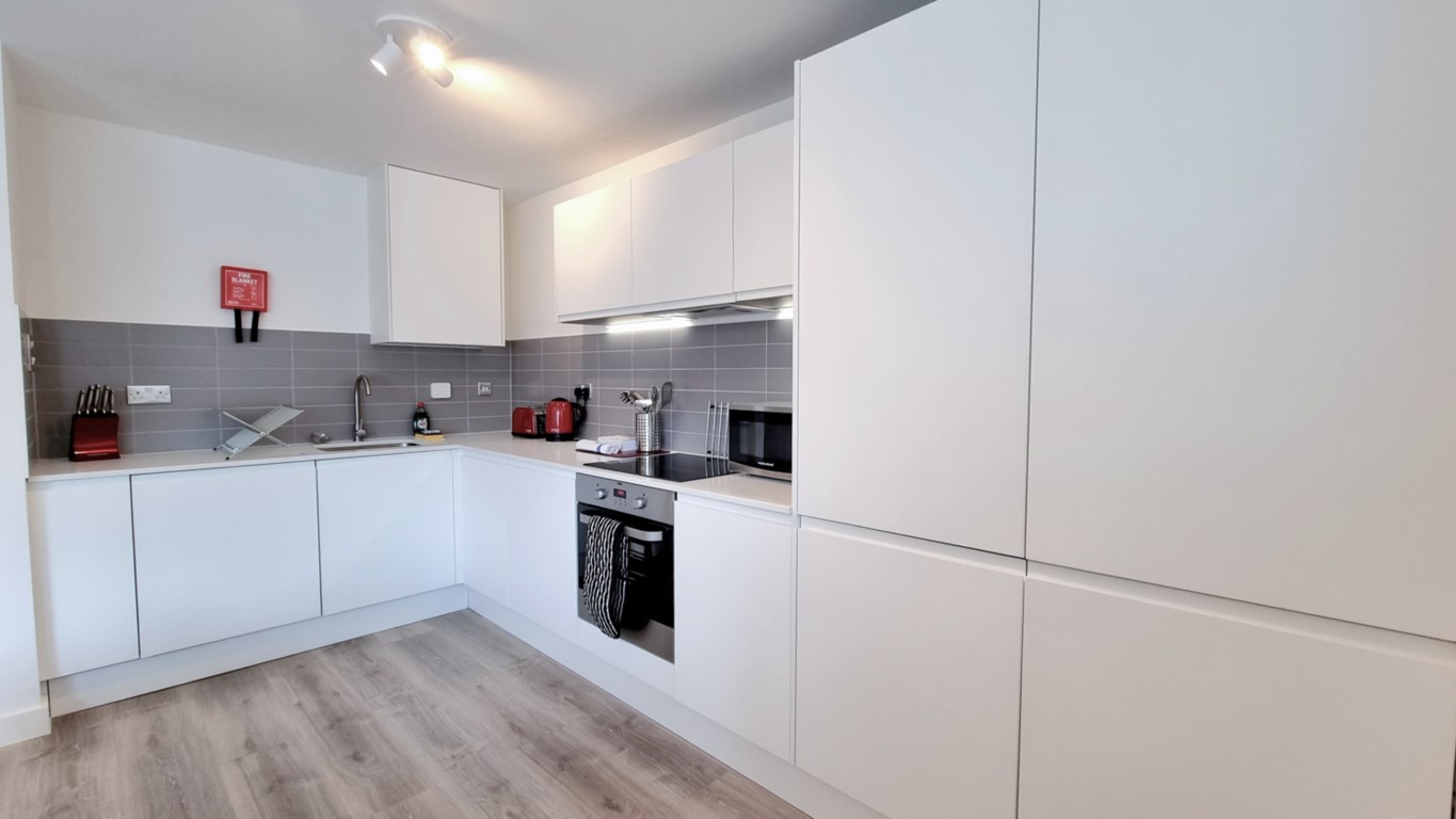  One Bedroom Apartment  -  Kew Bridge Court  - Gallery -  2