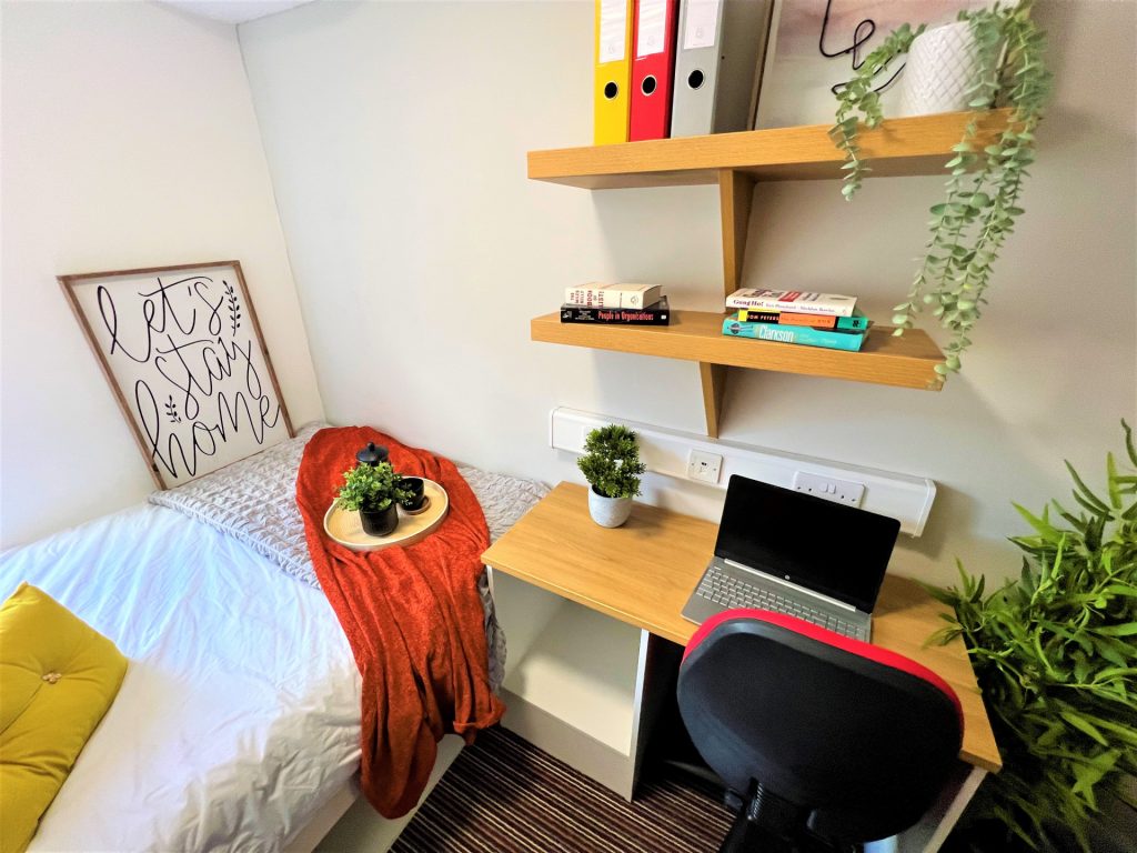  Deluxe En-Suite  -  Park Lane House  - Gallery -  9