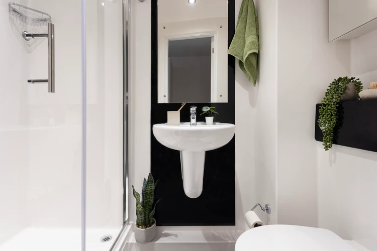  Double Partly Accessible Studio  -  Bromley Place  - Gallery -  3