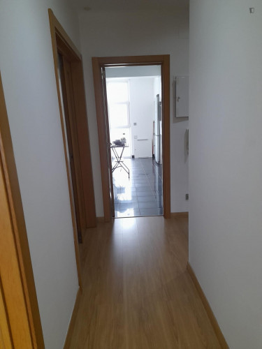 Colourful Double Bedroom close to Praia de Carcavelos
