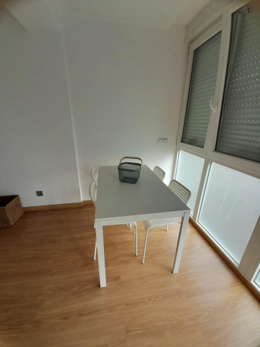 Colourful Double Bedroom close to Praia de Carcavelos - Gallery - 14