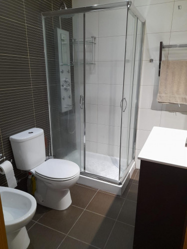 Colourful Double Bedroom close to Praia de Carcavelos - Gallery - 5