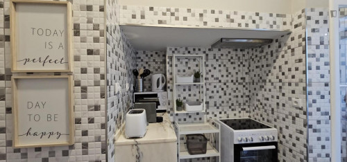 Modern 2 Bedroom apartment in Mouraria, Lisbon - Gallery - 8