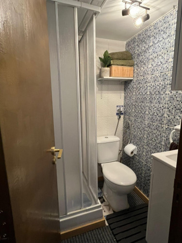 Great double bedroom in Paços de Brandão neighbourhood - Gallery - 7