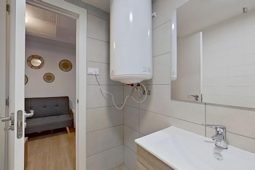 Cozy single bedroom  - Gallery -  5