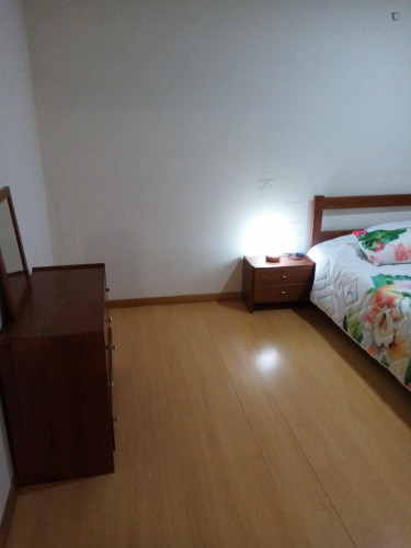 Welcoming 2-bedroom apartment near the centre of Bragança  - Gallery -  5