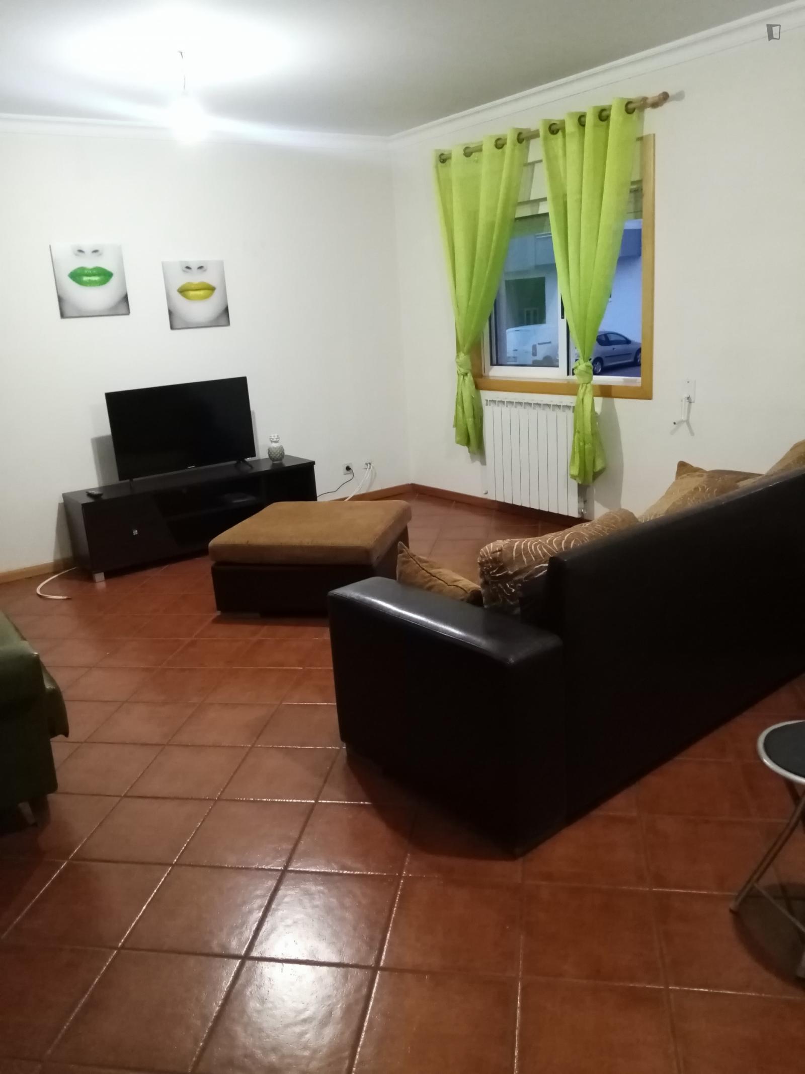 Welcoming 2-Bedroom Apartment Near The Centre Of Bragança - Welcoming 2-bedroom apartment near the centre of Bragança - Gallery - 1