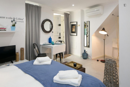 Modern studio in Mouraria