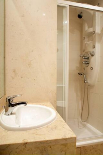Very cool 2-bedroom apartment in Parque das Nações - Gallery - 7