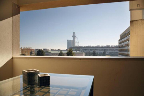 Very cool 2-bedroom apartment in Parque das Nações