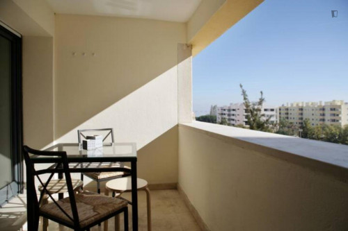 Very cool 2-bedroom apartment in Parque das Nações
