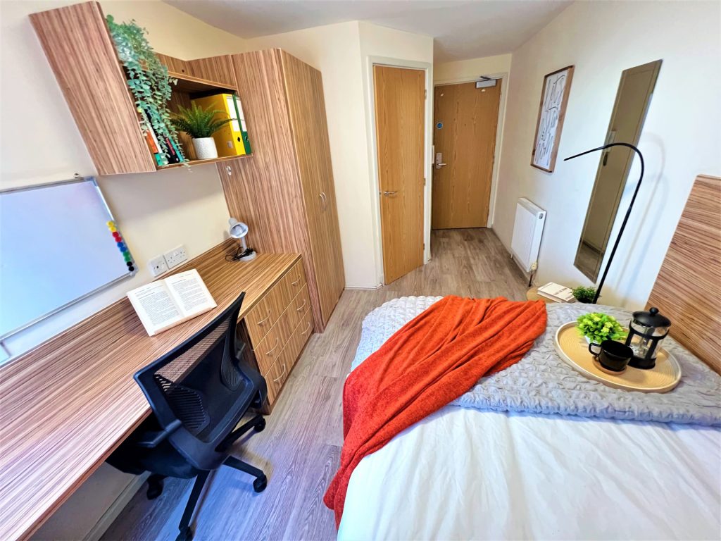 Deluxe En-Suite - Falkland House - Gallery - 7