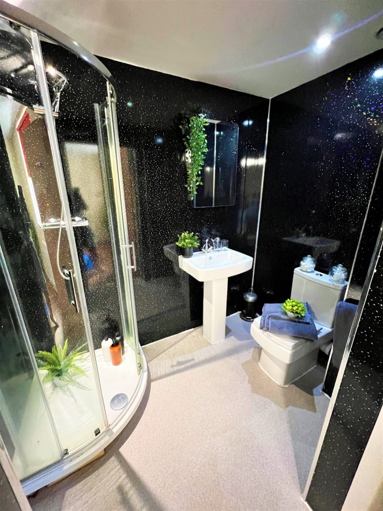 Deluxe En-Suite - Falkland House - Gallery - 2