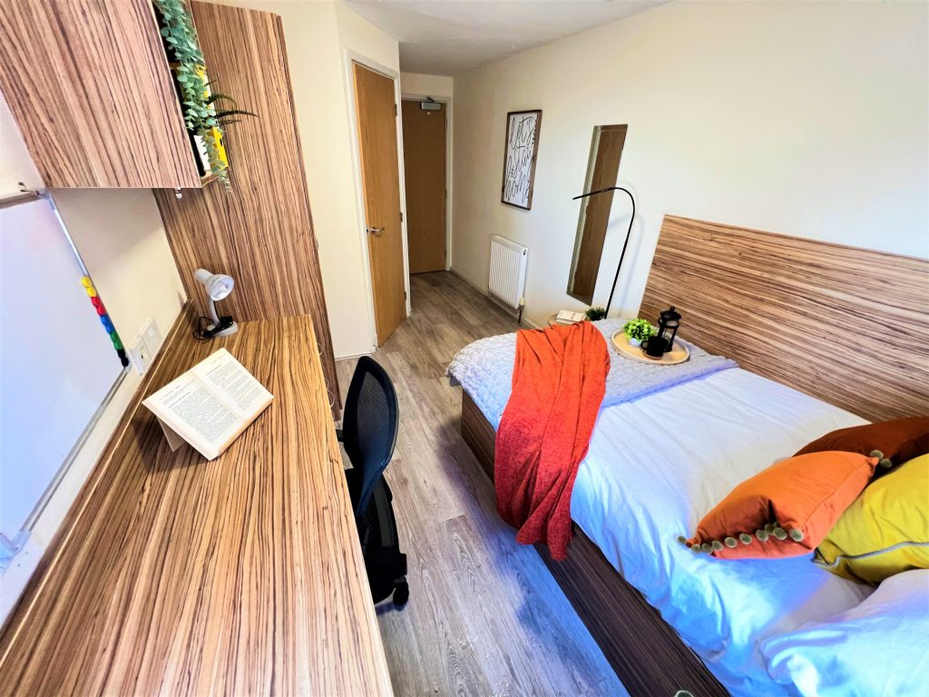 Deluxe En-Suite - Falkland House - Gallery - 6