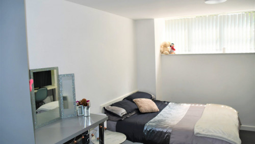 Tudor Studios - Gallery - 12