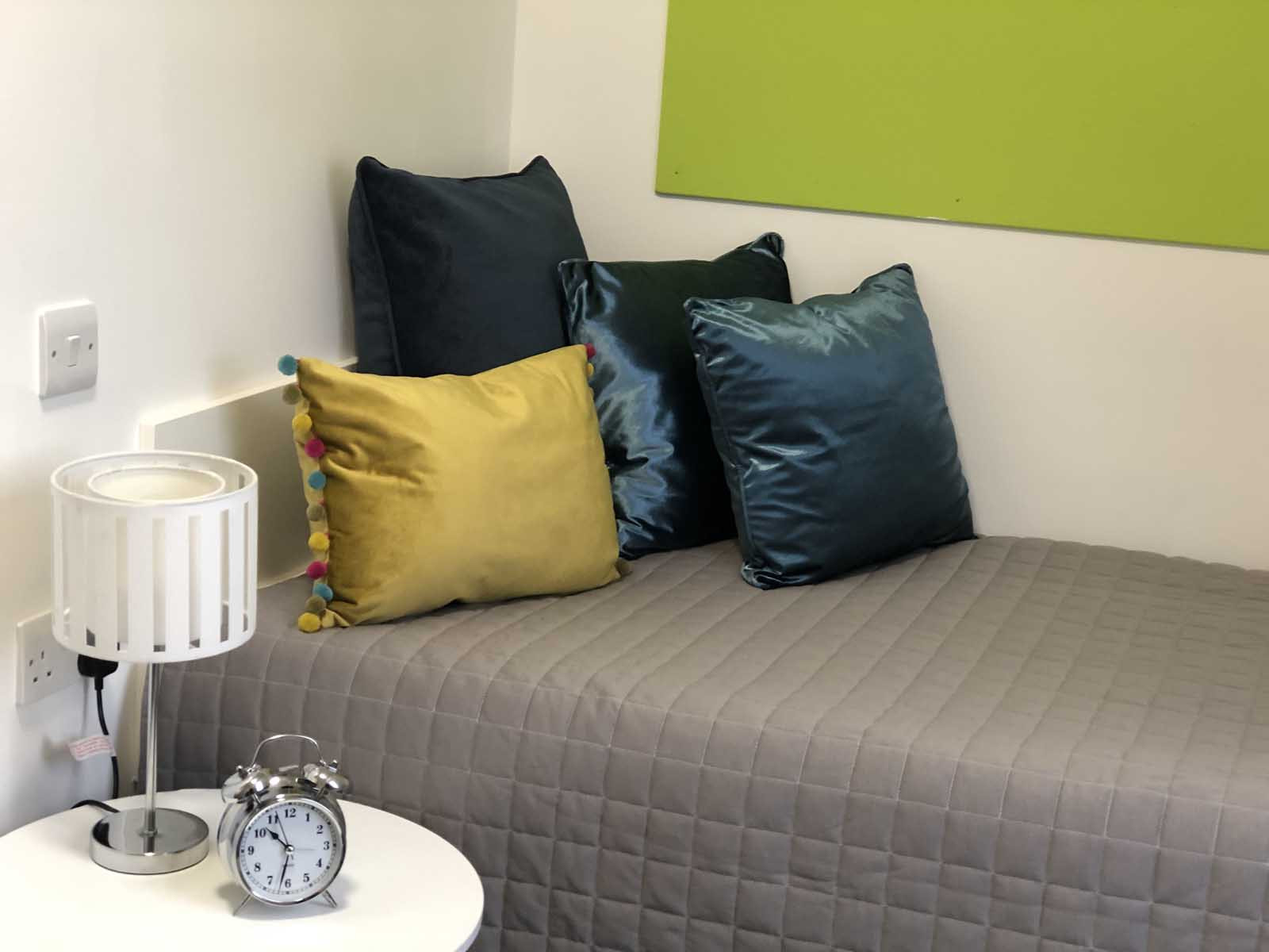  Classic En-Suite  -  Tudor Studios  - Gallery -  22