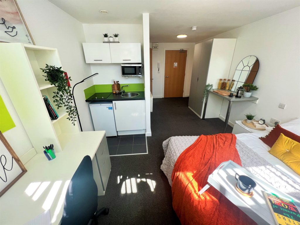  Ground Floor Deluxe Studio  -  Tudor Studios  - Gallery -  7