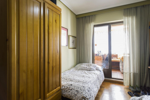 Cosy twin bedroom near the centre of Salamanca