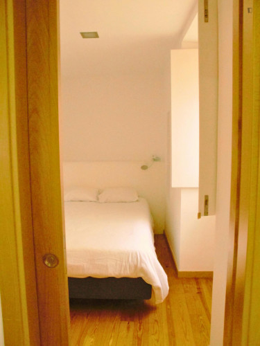 2-bedroom flat - 5 min. walk to University