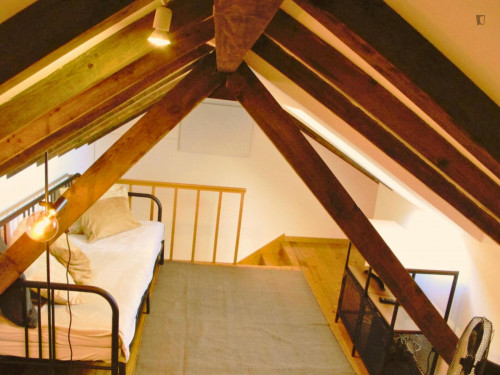 2-bedroom flat - 5 min. walk to University