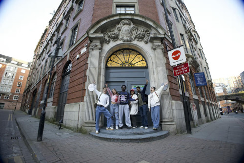 121 برنسيز ستريت