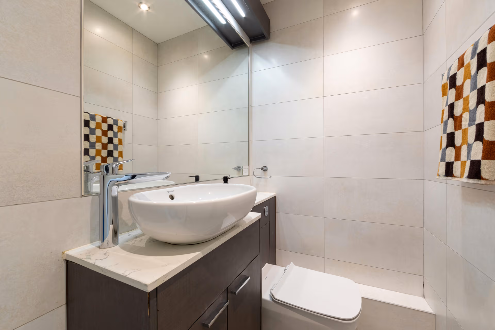  Gold Plus Studio  -  121 Princess Street  - Gallery -  4