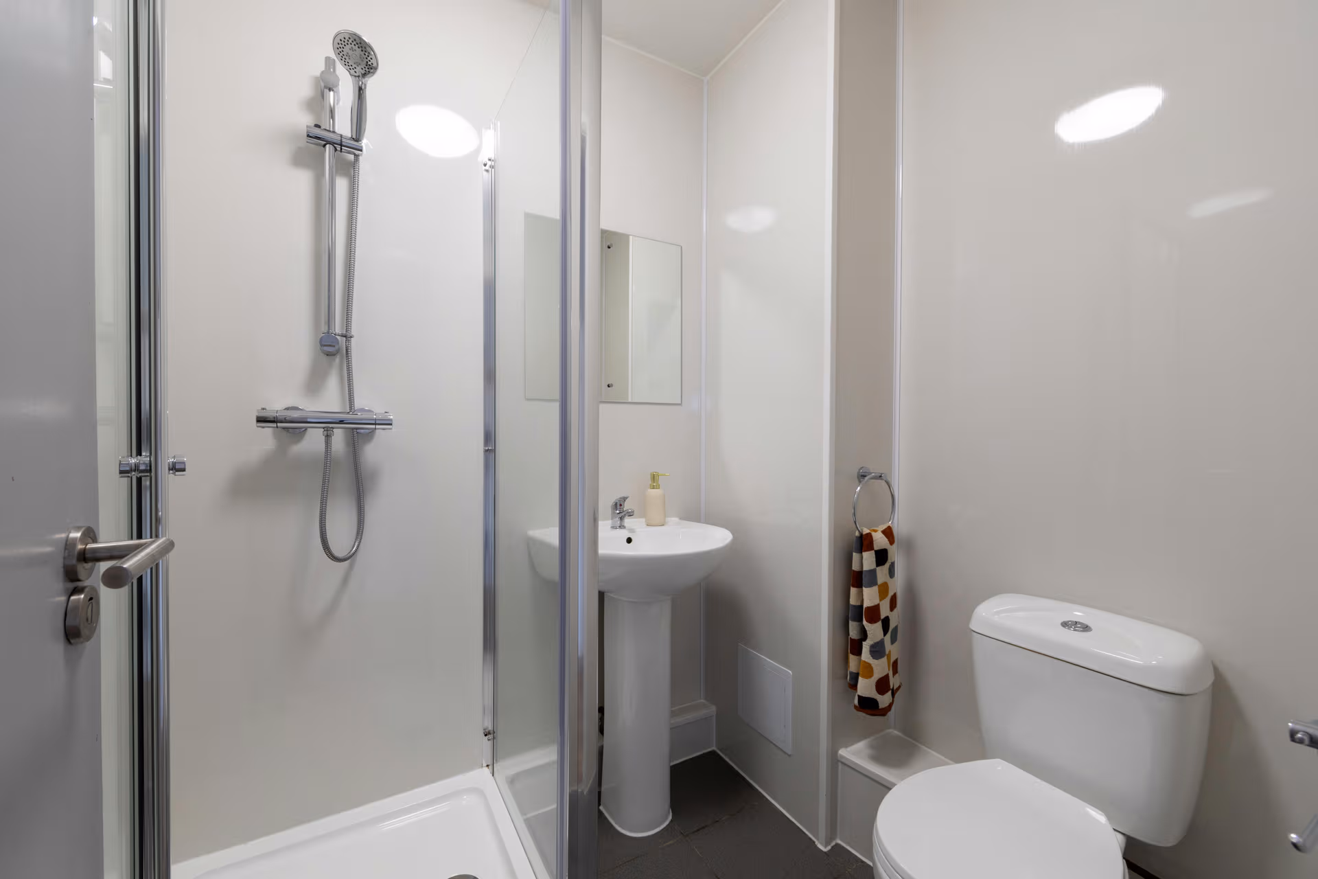  Gold Plus Studio  -  121 برنسيز ستريت  - Gallery -  7