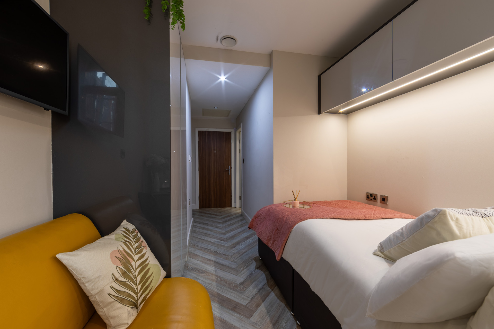  Silver Plus Studio  -  121 برنسيز ستريت  - Gallery -  17