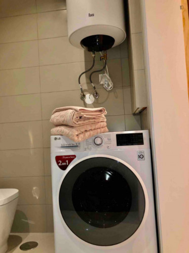Vivid 1 Bedroom apartment close to Torres Vedras Train Station