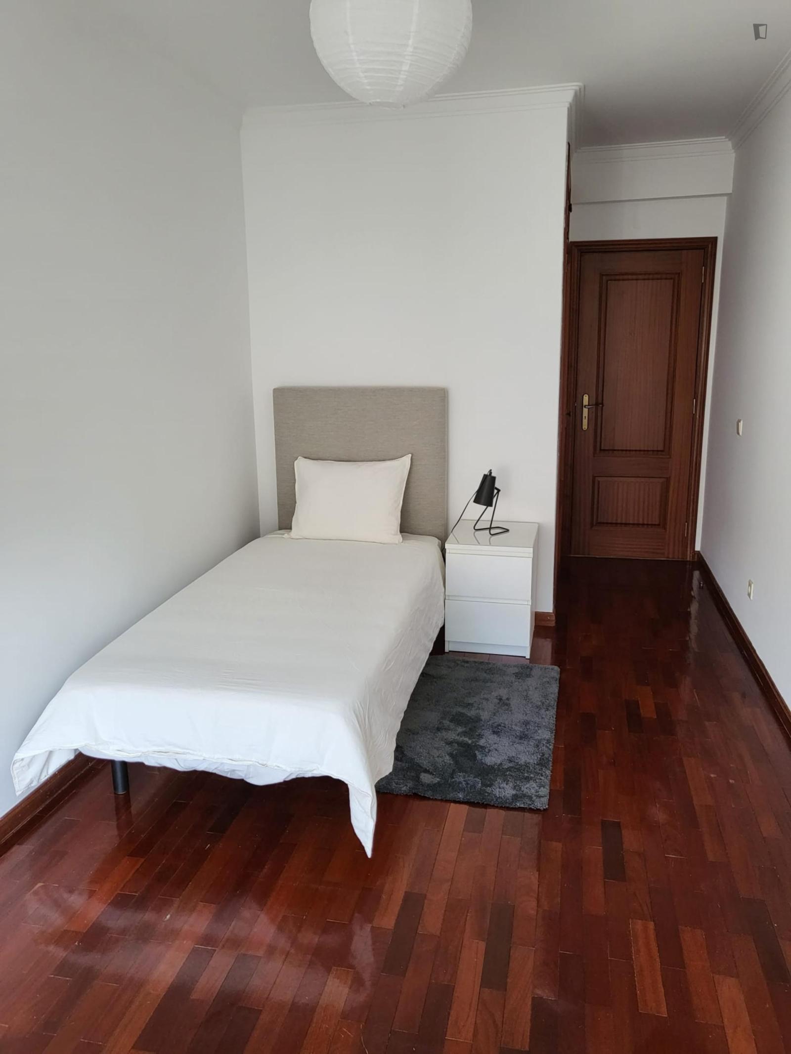 Great Single Bedroom In Intendente Neighbourhood - 1